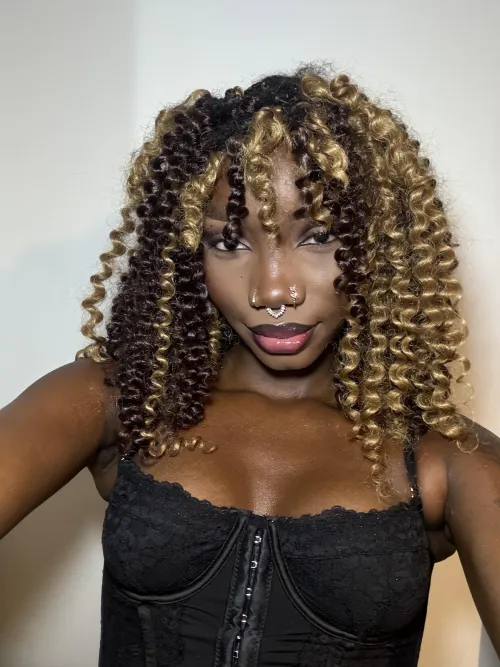 Thumbnail Are You My Type? Exploring Chockyyp's Brunette