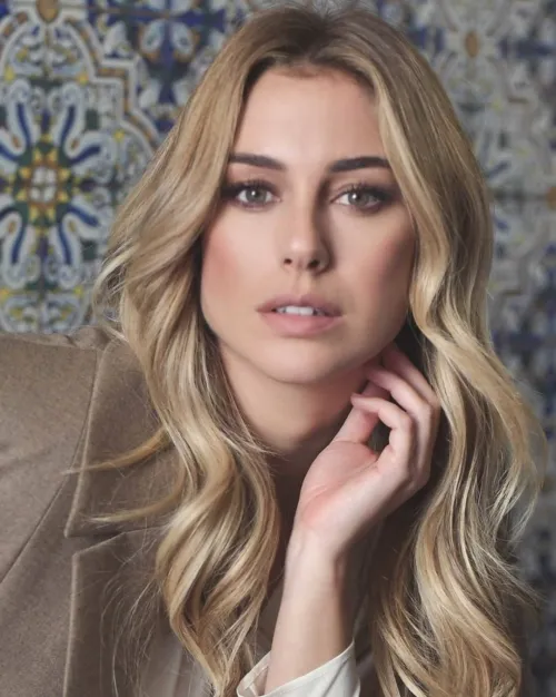 Thumbnail A Glimpse of Perfection: Behold Blanca Suarez's Beauty