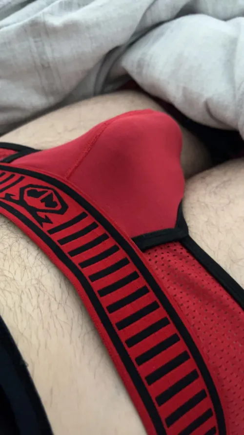 Thumbnail Morning Delight: 33 Gay Bulge on Full Display | texasgayguy