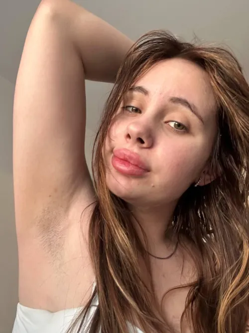 Thumbnail Feel the Allure of Armpits with SexyRadiantAngel in armpitfetish
