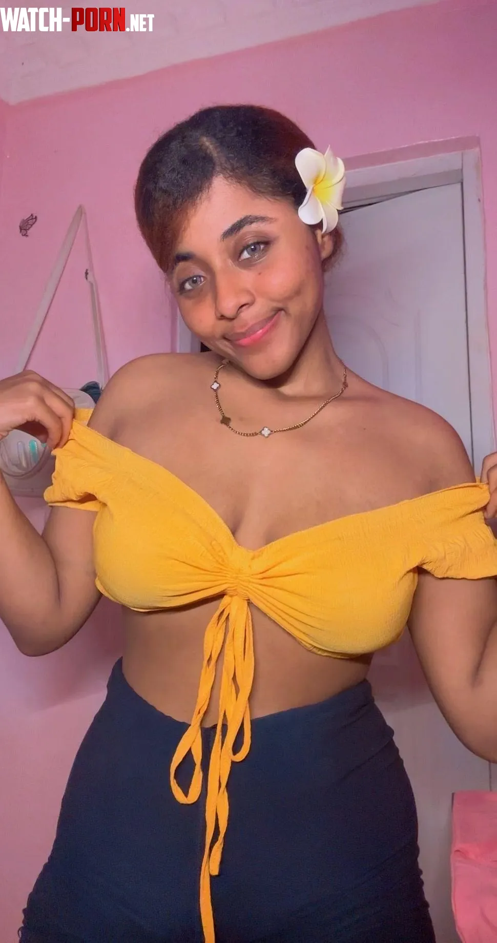 Hope you like my crop top for todays video  by Mujerr_Cutiee