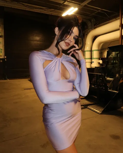 Thumbnail Cathy Kelley: A Classy Feature in gentlemanboners by Rednaxela117