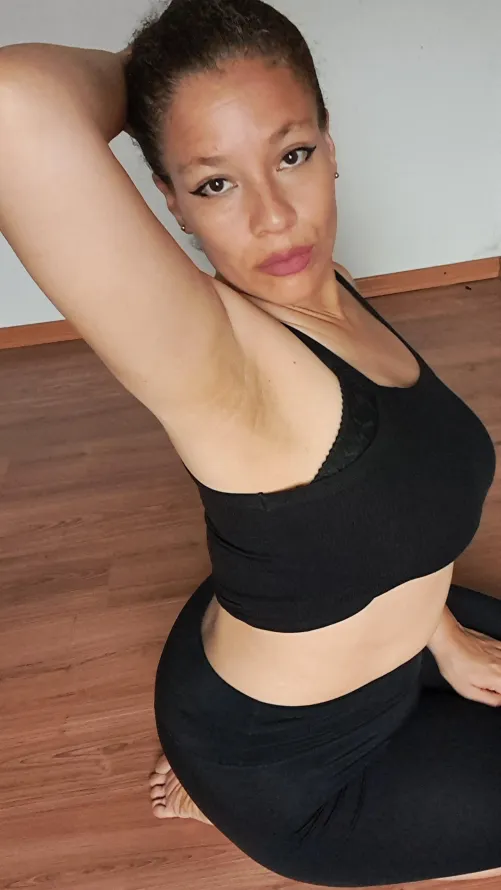Thumbnail Imagining the Aromatic Left Armpit Experience | Pandora_lim