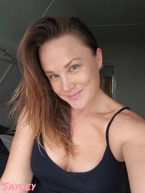 Thumbnail Battling Monday Blues: Tips from Sayleywayley, the Redhead Expert