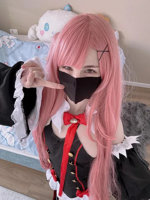 Thumbnail Krul Tepes Cosplay by LOve_me_babyy: Embodying Elegance