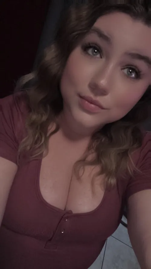 Thumbnail AffectionateDraw3831's Playful Side - Stripping Invitation (Chubby)