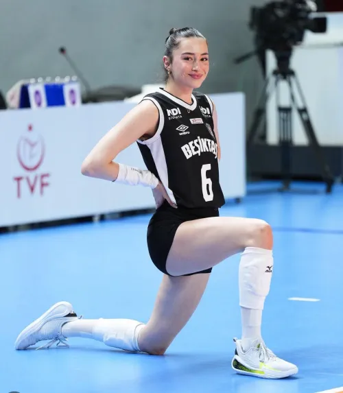 Thumbnail VolleyballGirls: Saliha Sahin by HoodRunner_