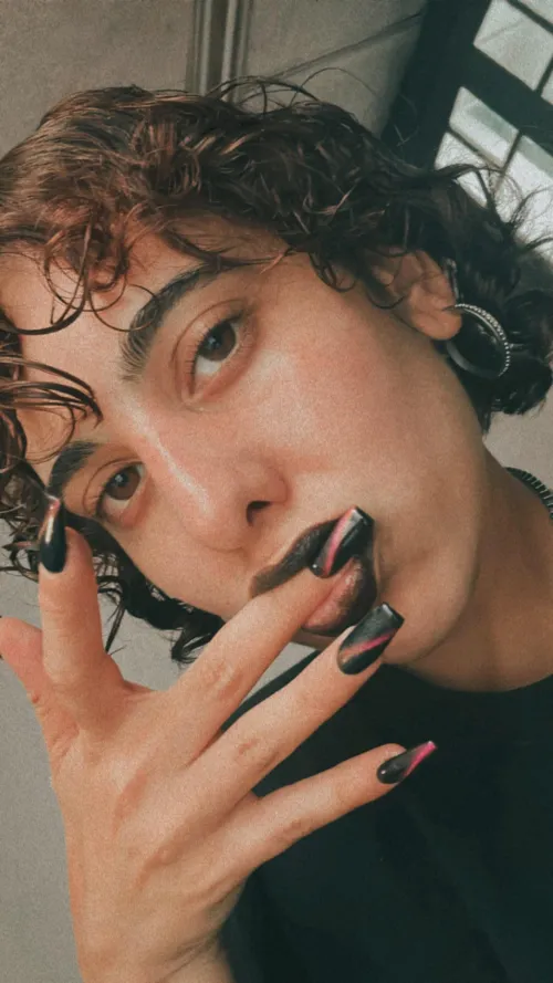 Thumbnail Falling in Love with New Nails: A Must-Read by Mistik_in_hell
