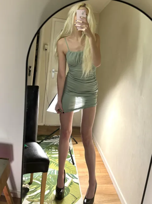 Thumbnail Legs on Display: Simply Showing Off by LanaPeaches__