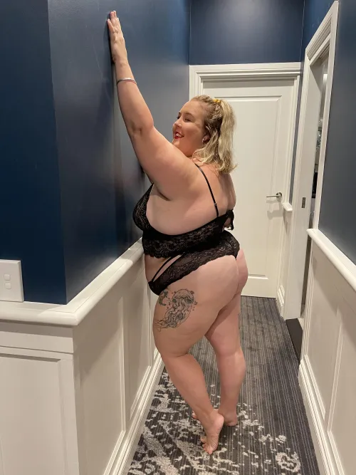 Thumbnail Too Much or Not Enough - AvailableBet6054's Dilemma | BBW