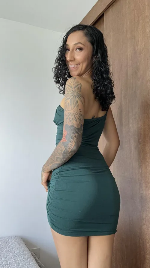 Thumbnail Safe-Cold-2971: A Complete Package in tightdresses