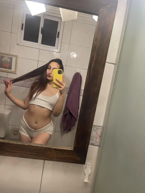 Thumbnail Awaiting Connection: redhead27111 in Slutsofsnapchat Category