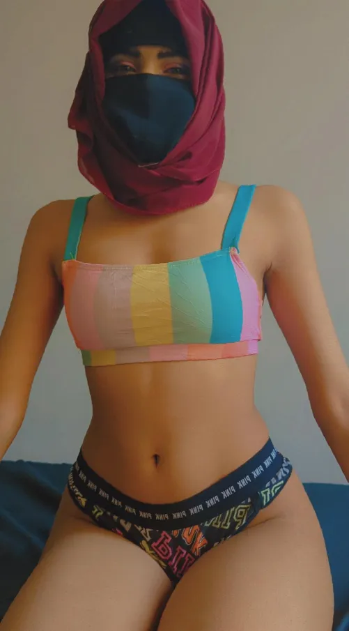 Thumbnail Exploring the Love for Being a Sex Kitten by Leni_Lust