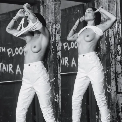 Thumbnail All About Zo Kravitz: Exploring Celebs Naked | McCoy303