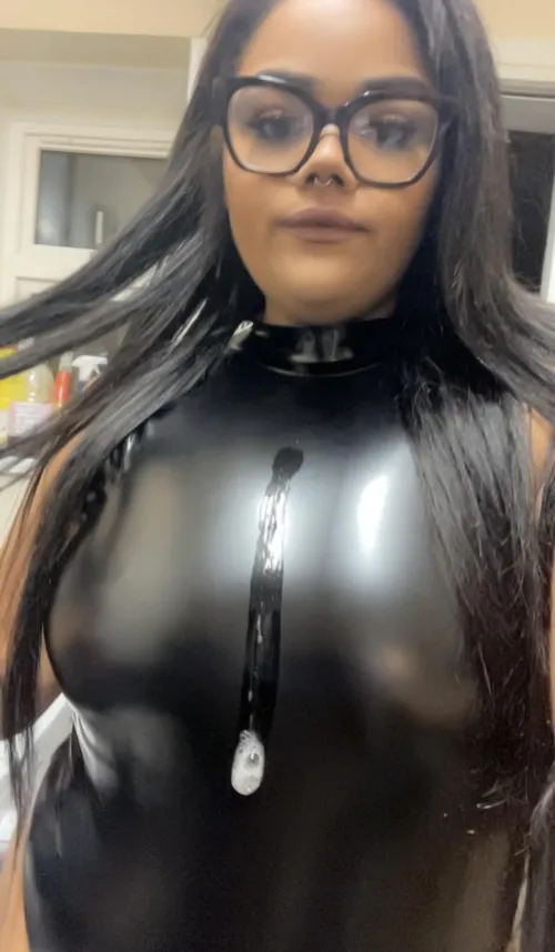 Thumbnail Addicted to Foam: Dive into the World of Spitfetish