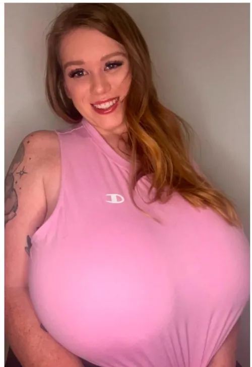 Thumbnail Pretty in Pink - Secondaccount120's Stunning Content in 2busty2hide Category