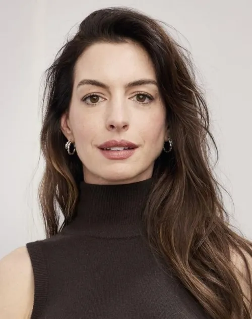 Thumbnail Anne Hathaway by chipichandal | PrettyGirls