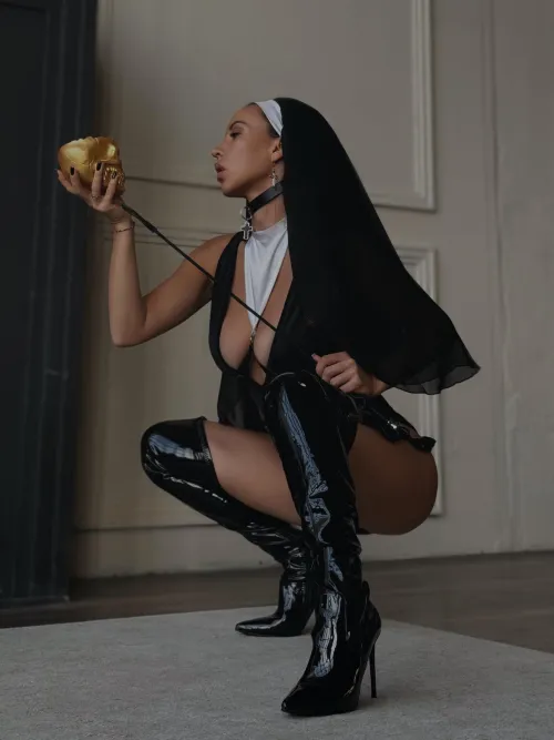 Thumbnail Confession Ready: Explore s_mistress' Captivating ShinyPorn