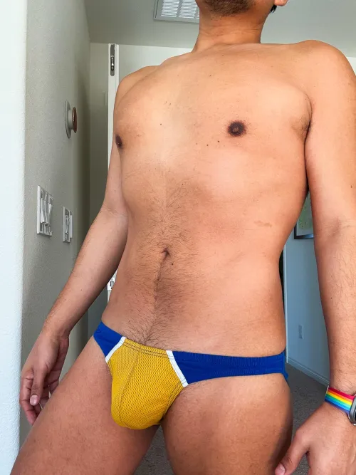 Thumbnail 37 Gay Latino Man Uncut | Bulges Category