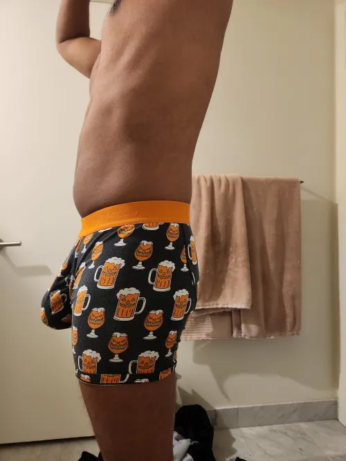 Thumbnail Unveiling 38 Bi Halloween Undies Tips by MochaShow | Bulges Category