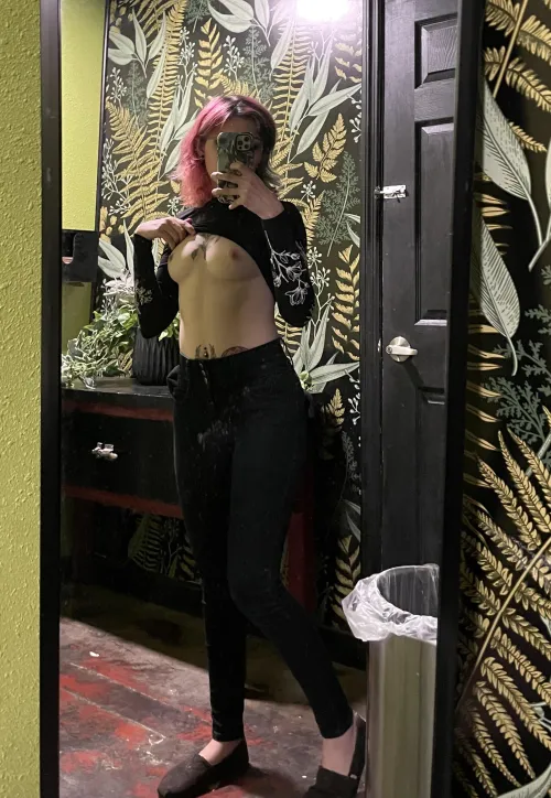 Thumbnail Shy in Person, Bold Online - Petitepokegal's Story by Petitepokegal