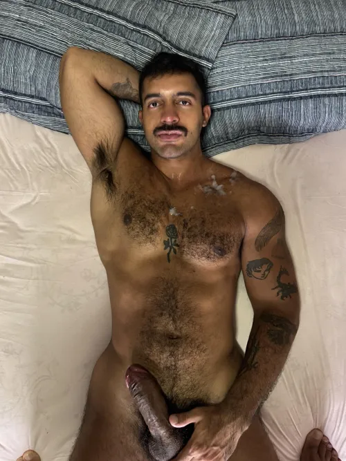 Thumbnail Caught in Bed: A Surprise Encounter by South-Resolution5154