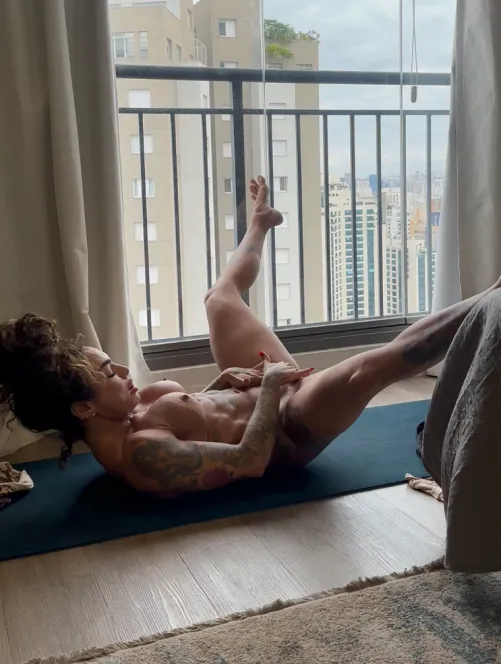 Thumbnail Meganxcutie Searches for the Perfect Name for an Ab Exercise in fbb_NSFW