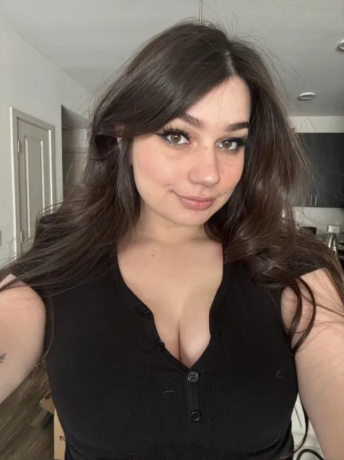 Thumbnail Italian x Latina Mix: mayamanning Explores MixedRaceGirls Category