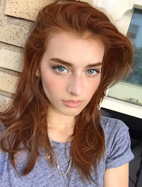 Thumbnail Jessica Clements: A Portrait of Beauty and Grace by Environmental_Log418
