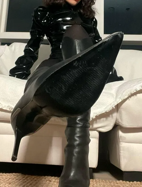 Thumbnail Sea_Rooster_3398 Commands: Clean My Leather Boots - LadiesInLeather Exclusive