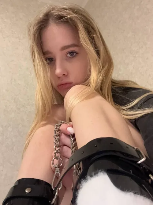 Thumbnail NikaFelix's 'Naughty Little Girl on a Chain' | Collegesluts Category