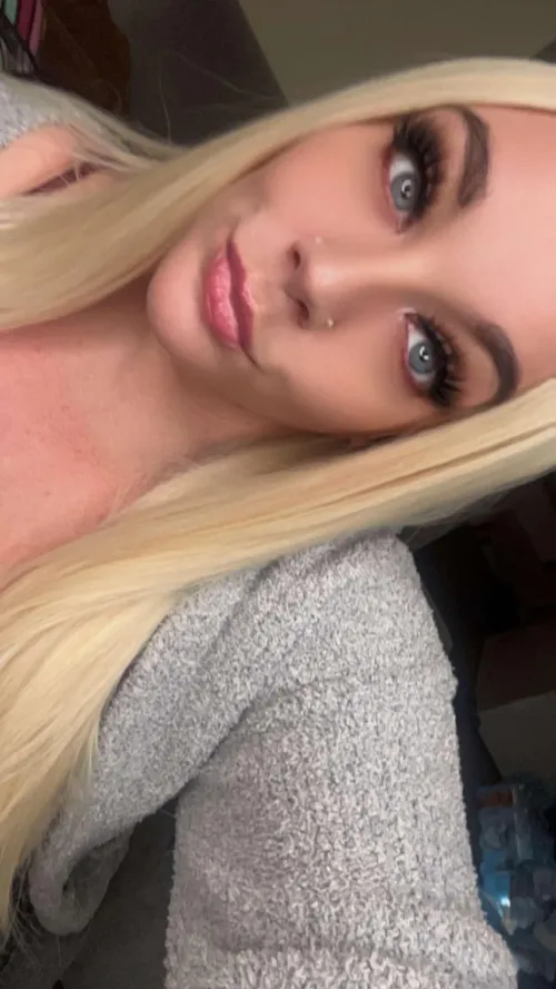 Thumbnail Blonde Beauty Spotlight: Meet Rocksdabaddie
