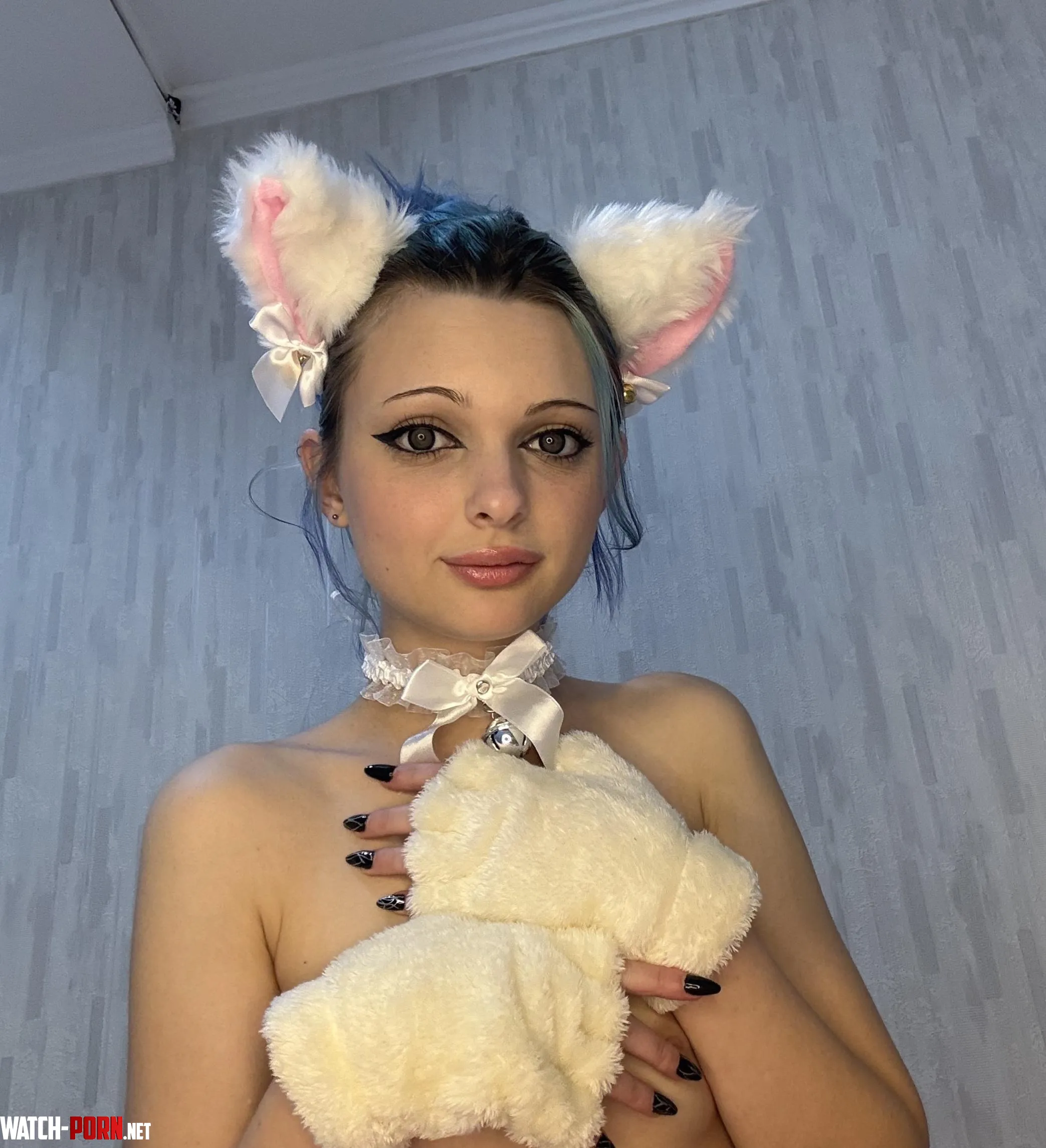 would you let a cat girl lick you clean by _blue_river_