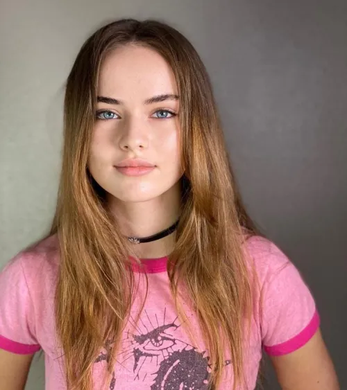 Thumbnail Kristina Pimenova's Charm Shines in Mesmerizing Photography