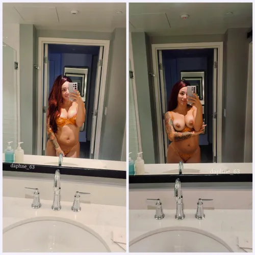 Thumbnail Quick Bathroom Adventure: Help undress in the World of Milfie with daphne_63