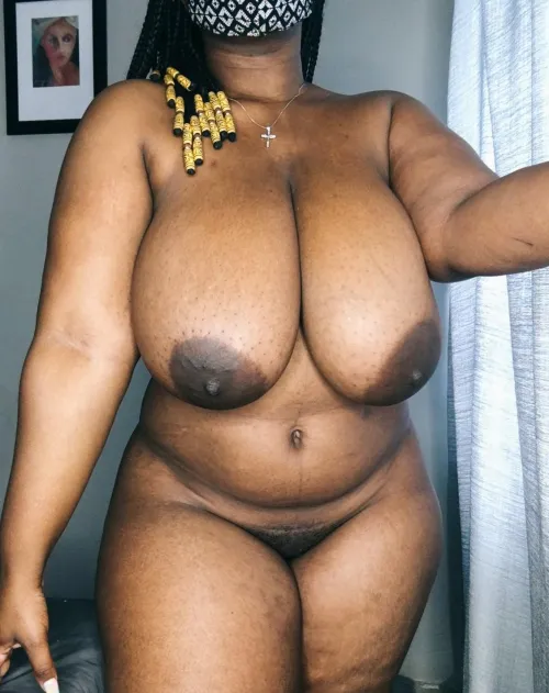 Thumbnail Excuse the FUPA: Discover BiggerThanHerHead | watermelonshakeXx