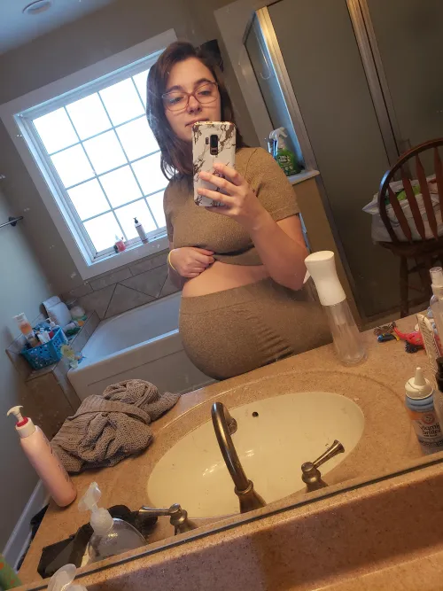 Thumbnail YourPregnantPrincess: Indulging in the Love for Creampies