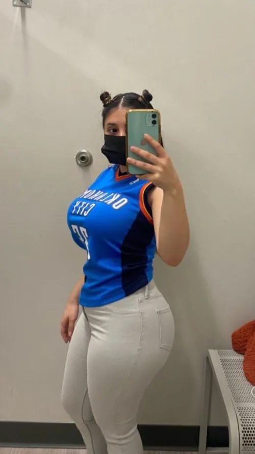Thumbnail Exotic Allure: 'Average Latina Build' Explored in 2busty2hide