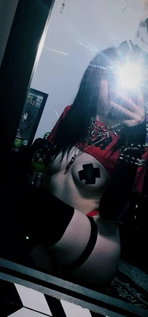Thumbnail Gonewildmetal Revelations: Unload Your Balls on LivingDeadGothh