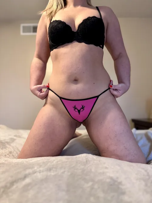 Thumbnail Verified MILF Weekend Ready | naughtywife_26