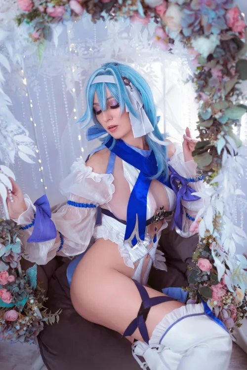 Thumbnail Eula Bride Cosplay Transformation by BellatrixAiden | Cosplay Girls