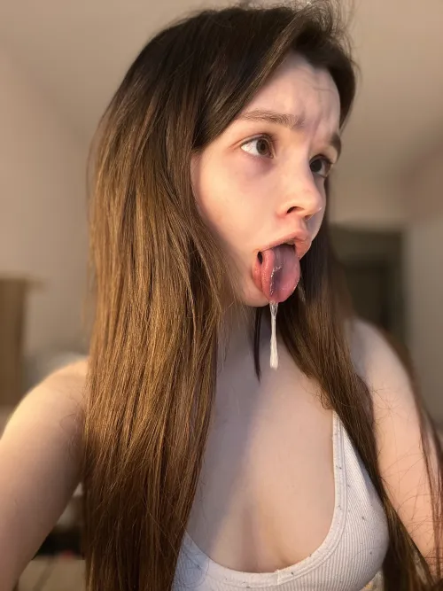 Thumbnail CrystalMist_xo's Drooly Mess for You: A Sensual Spitfetish Experience