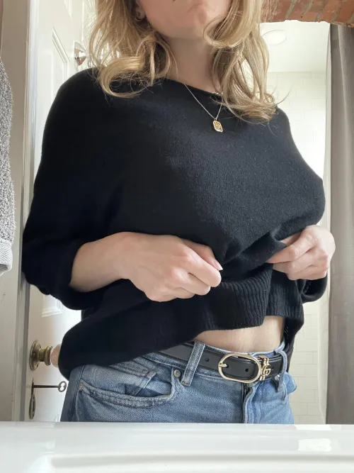 Thumbnail Chilling in Style: Braless Adventures in Cold Weather