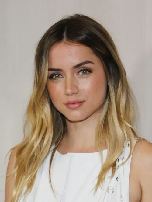 Thumbnail An Insightful Look at Ana de Armas by Long_oil_ in PrettyGirls Category