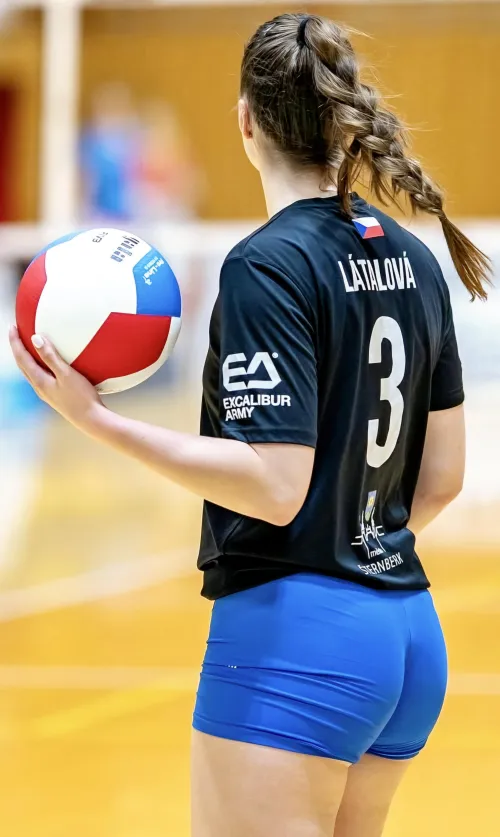 Thumbnail dmme2471 Profiles VolleyballGirl Nikola Latalova