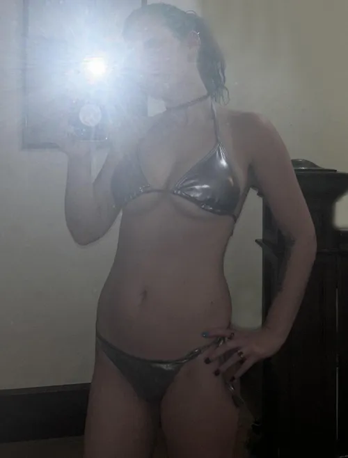 Thumbnail sirenskiss3: Flaunting the Itty Bitty Bikini in Underboob