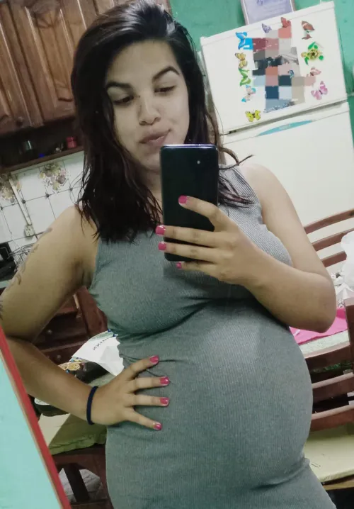 Thumbnail rocio1201's 7-Month Pregnant Reflections - A Diary
