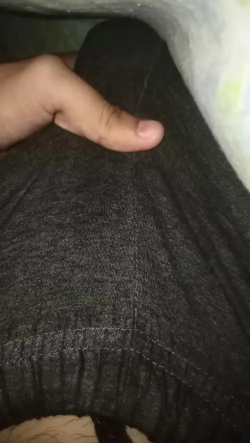 Thumbnail Exploring Identity: 21 Bi Unveiled in the World of Bulges