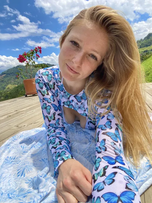 Thumbnail freedom_fruit Presents Freckles with a View for a Sensual Experience