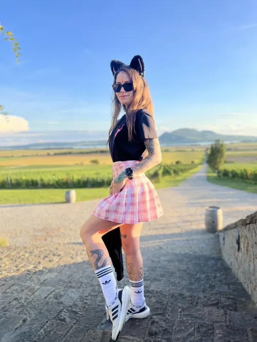 Thumbnail marigalore_ofc's Fashion Highlight: The Summer Outfit